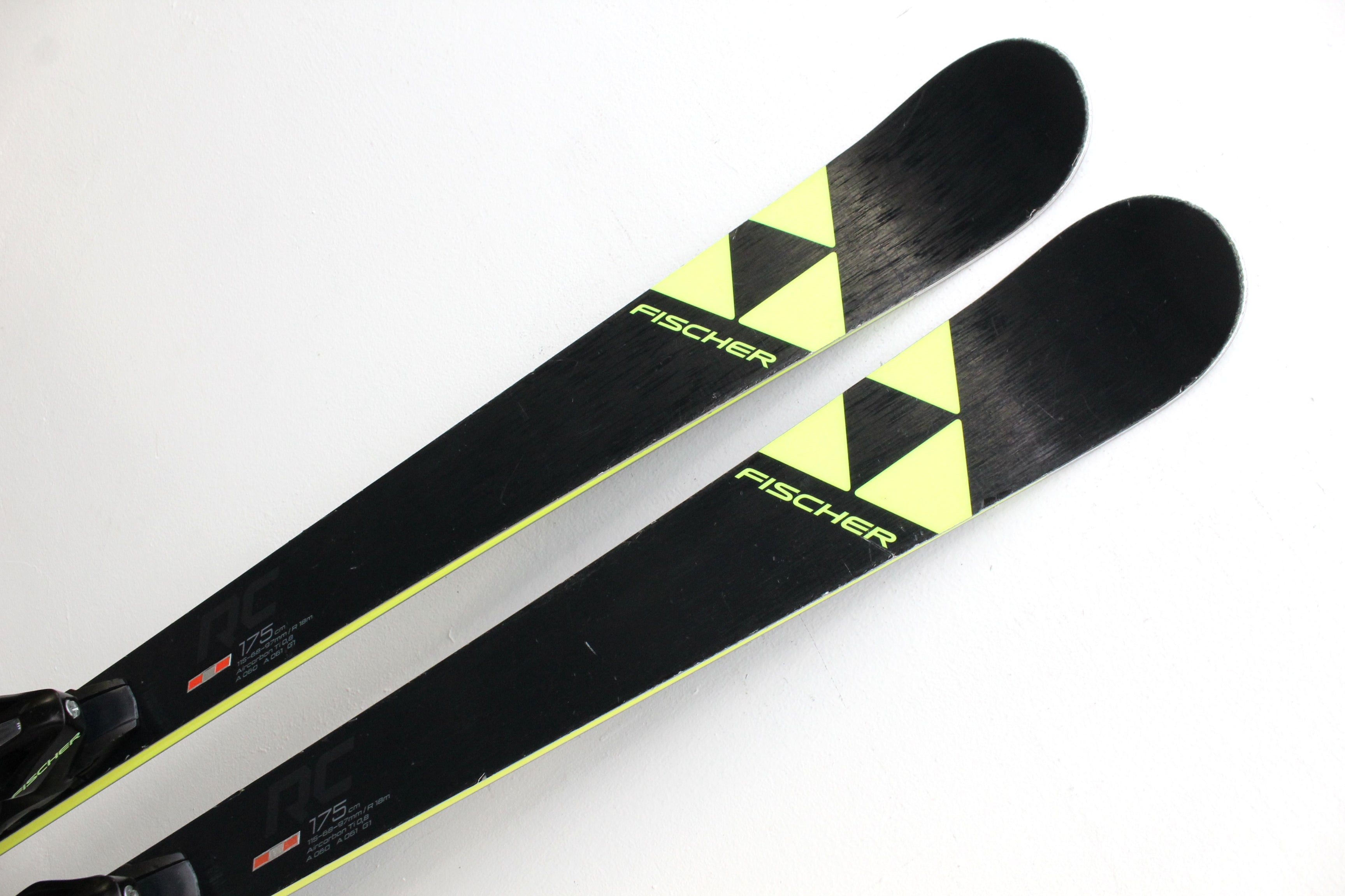 Fischer RC4 Worldcup RC (2020) - 175 cm használt síléc – SNOWILL