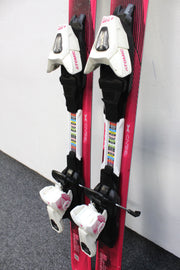 Atomic Vantage Girl (2018) - 120 cm